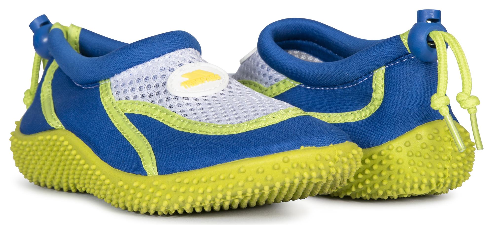 boys aqua shoes