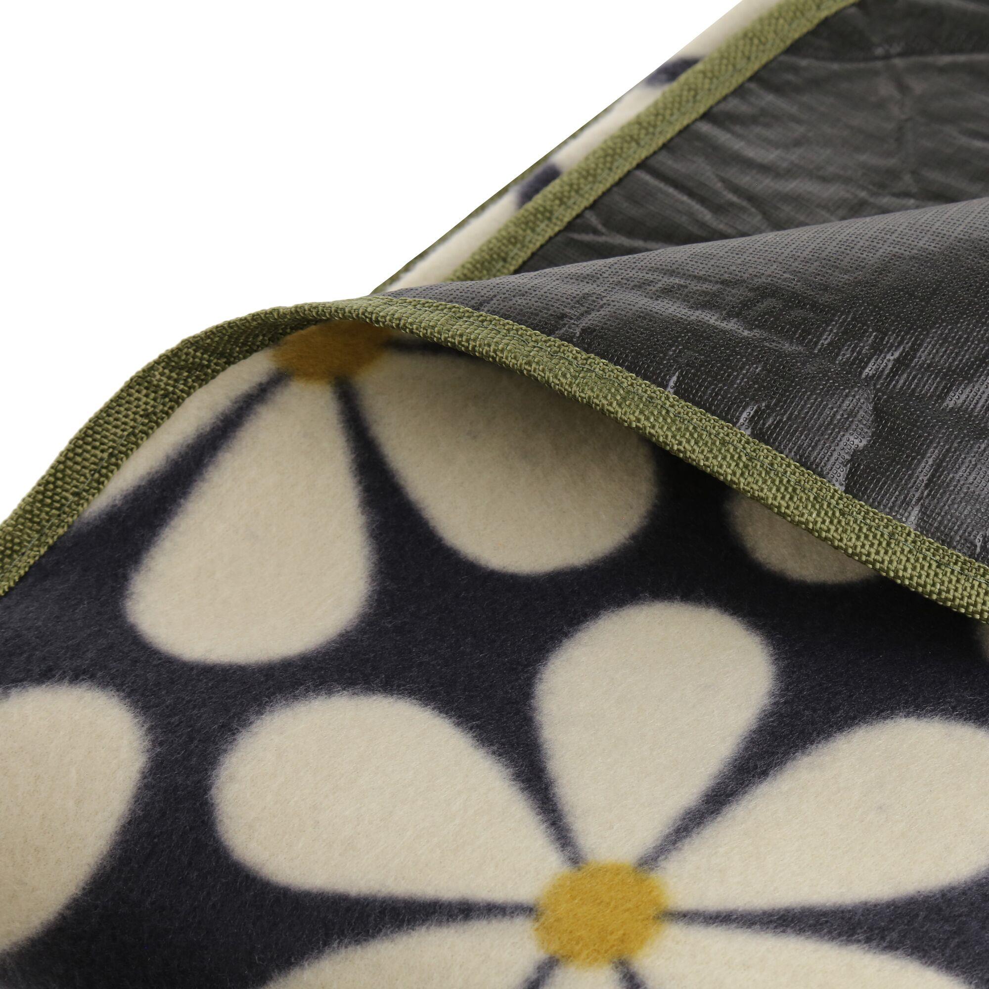 Regatta Orla Kiely Picnic Rug Run Charlie