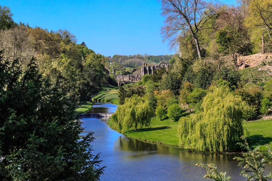 fountains abbey and studley royal water gardens yorkshire